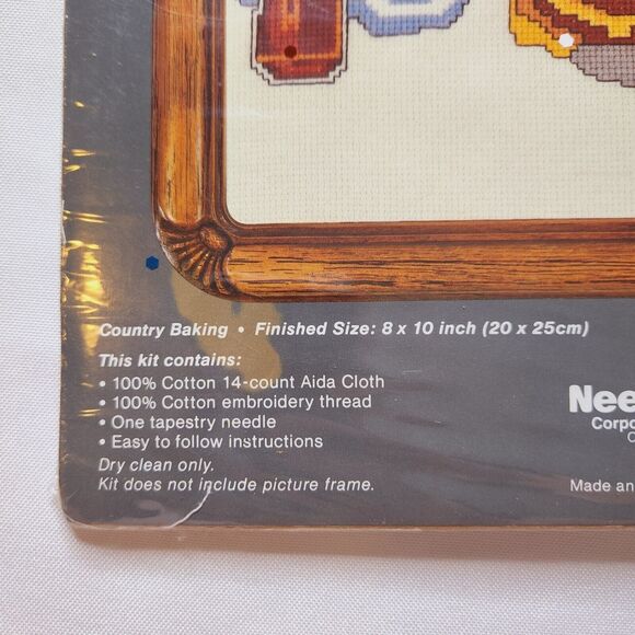 WonderArt Counted Cross Stitch Kit Country Baking #5402 New Open Package 8 x 10 - Picture 3 of 6